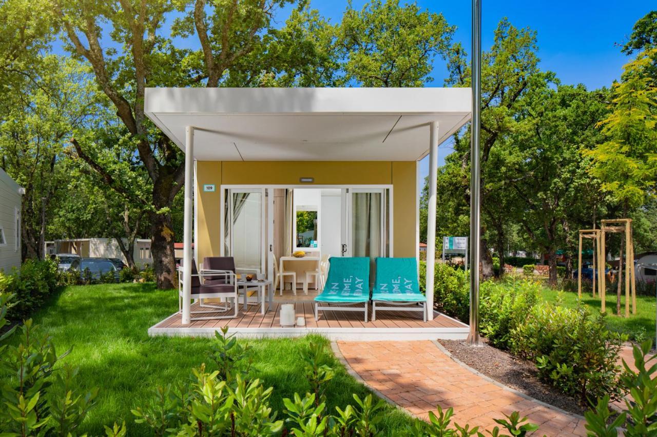 Camping Ulika Mobile Homes - Naturist Červar-Porat المظهر الخارجي الصورة